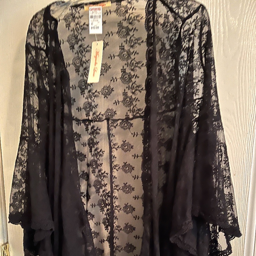 Lacey kimono